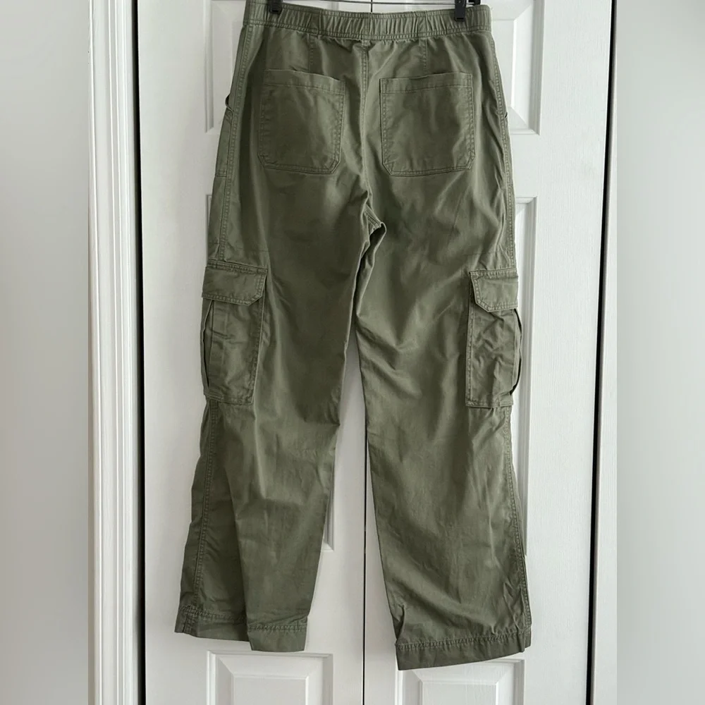 Abercrombie & Fitch Women’s Green Cargo Pants - Picture 4 of 5